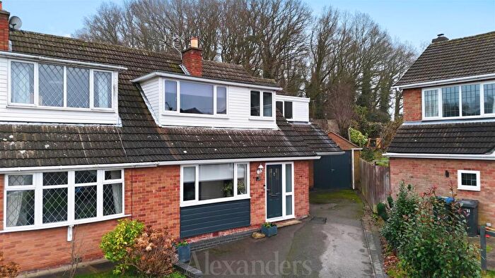 5 Bedroom Semi-Detached House For Sale In Redmoor Close, Market Bosworth, CV13