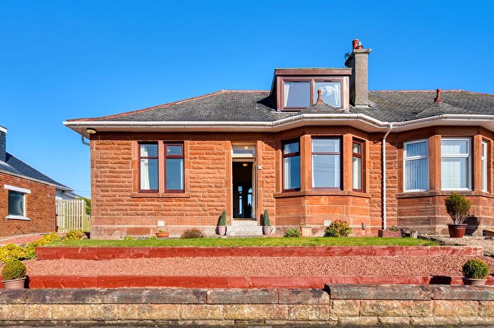 3 Bedroom Semi Detached Bungalow For Sale In Bradda Avenue, Burnside, Glasgow, G73