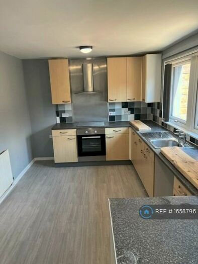 3 Bedroom Terraced House To Rent In Canal Walk, Lancaster, LA1