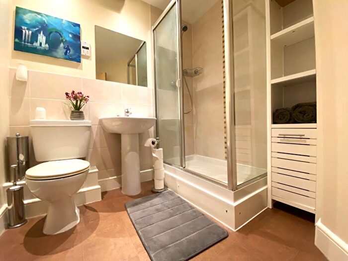 2 Bedroom Apartment To Rent In Masters House, Aylesbury, Buckinghamshire, HP21