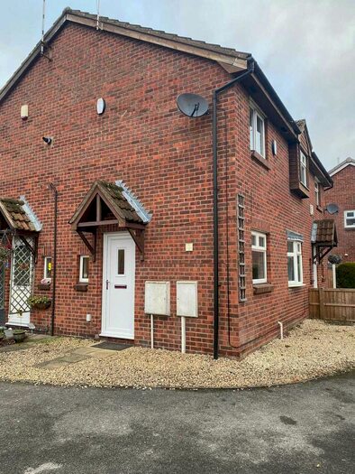 1 Bedroom End Of Terrace House To Rent In Birling Close, NG6