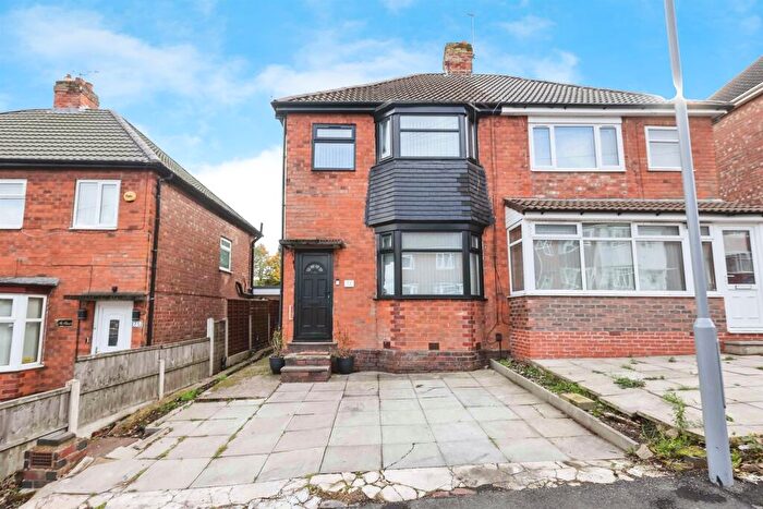 3 Bedroom Semi Detached House For Sale In Tower Road, Tividale, Oldbury, B69