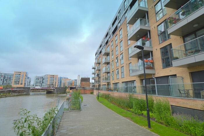 1 Bedroom Flat To Rent In Babbage Point, Norman Road, SE10