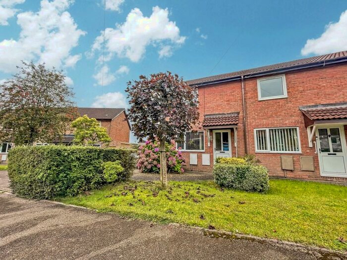 2 Bedroom End Of Terrace House To Rent In Beaumaris Way, Grove Park, NP12