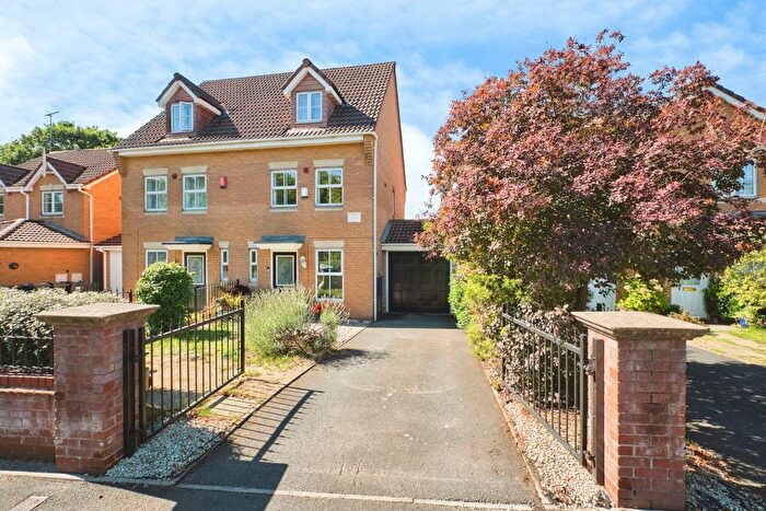 3 Bedroom Semi-Detached House For Sale In Chester Road, Birmingham, West Midlands, B24