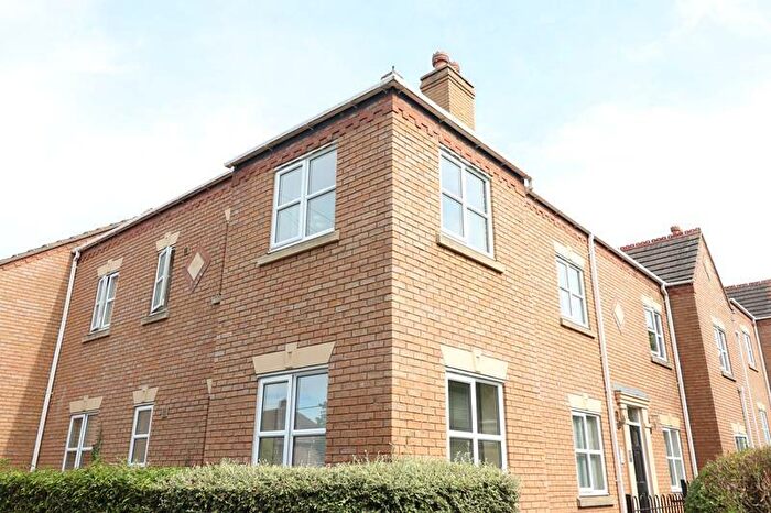 2 Bedroom Flat To Rent In Walnut Tree Court, Higham Ferrers, NN10