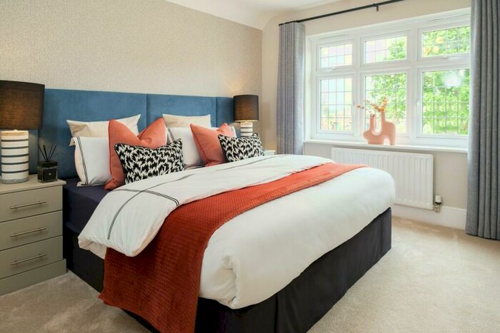 4 Bedroom Detached House For Sale In Bartons Road, Havant, PO9
