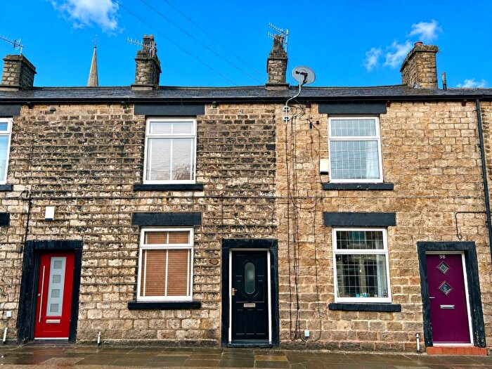 2 Bedroom Terraced House To Rent In Stockport Road, Mossley, Ashton-under-Lyne, Greater Manchester, OL5