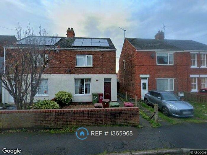 1 Bedroom Flat To Rent In North Parade, Scunthorpe, DN16