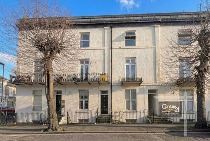 1 Bedroom Flat To Rent In |Ref: |, Cranbury Avenue, Southampton, SO14