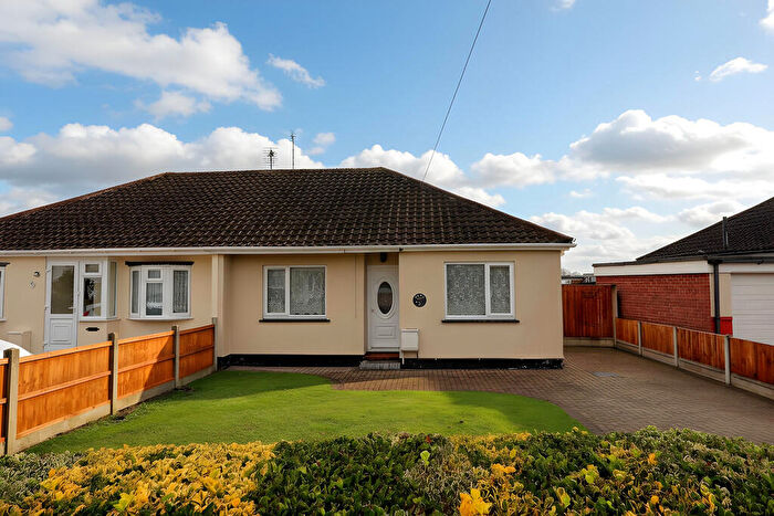 2 Bedroom Semi-Detached Bungalow For Sale In Thundersley, SS7