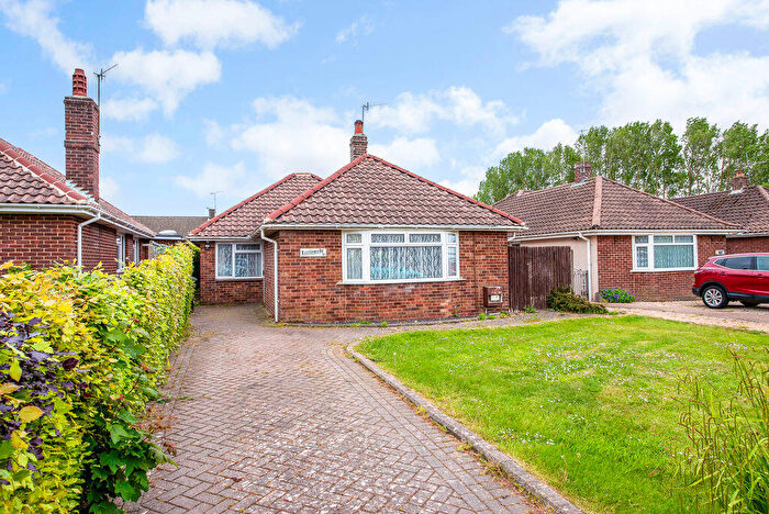 3 Bedroom Detached House For Sale In New Road, Southbourne, PO10