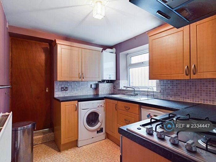 1 Bedroom Flat To Rent In Soundwell Road, Bristol, BS16