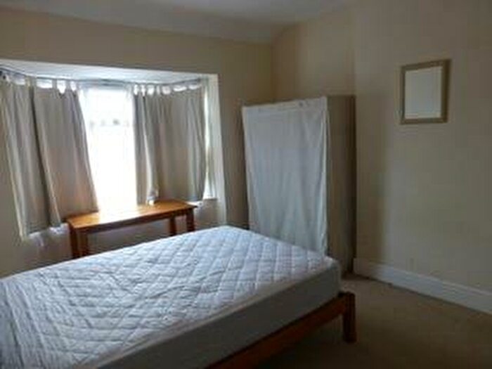 3 Bedroom Terraced House For Sale In Grosvenor Road, Birmingham, B20