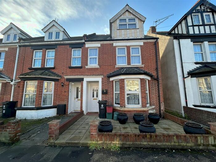 1 Bedroom Flat To Rent In Meredith Road, Clacton-On-Sea, CO15