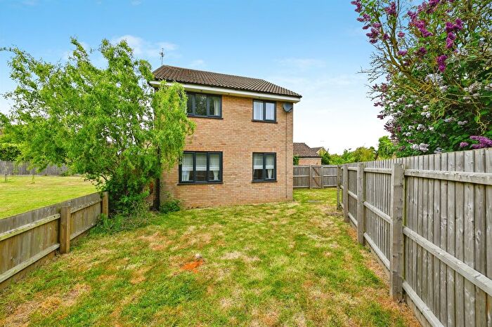 4 Bedroom Detached House For Sale In Beckett Close, North Wootton, King's Lynn, PE30