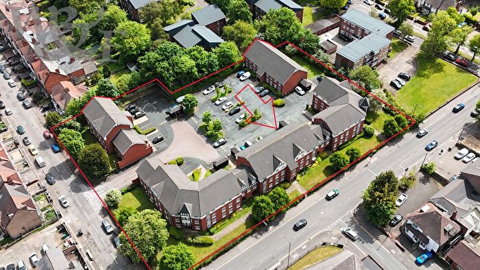 2 Bedroom Flat For Sale In Sycamore Close, Birmingham, B24