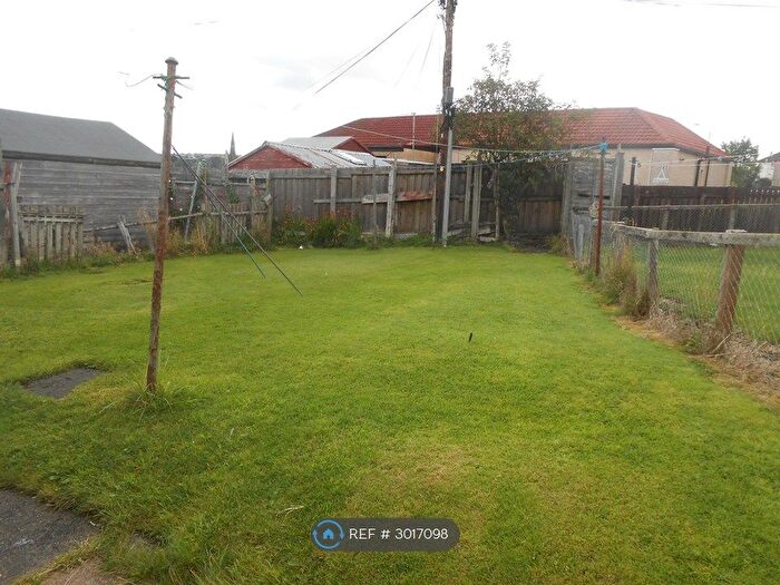 2 Bedroom Flat To Rent In Car Road, Cumnock, KA18