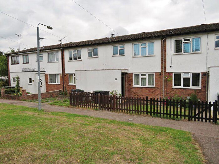 3 Bedroom House To Rent In Hornbeam Road, Buckhurst Hill, IG9