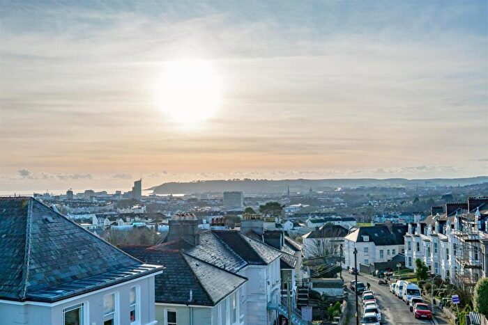 2 Bedroom Apartment For Sale In Hill Crest, Mannamead, Plymouth, PL3