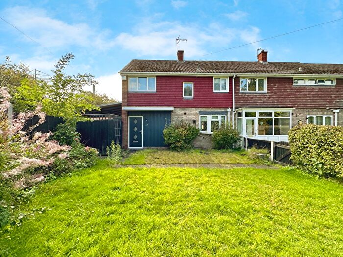 3 Bedroom Semi-Detached House For Sale In Greenfield Lane, Bushbury, Wolverhampton, WV10
