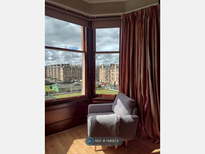 2 Bedroom Flat To Rent In Comely Bank Place, Edinburgh, EH4