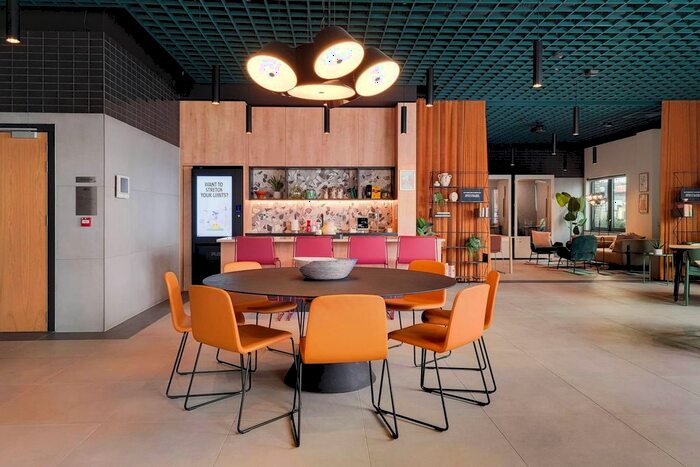 2 Bedroom Flat To Rent In Uncle Southall, Southall, UB2