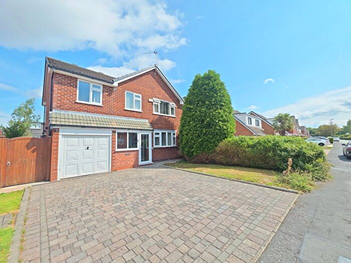 5 Bedroom Detached House For Sale In Linden Road, Boothstown, M28