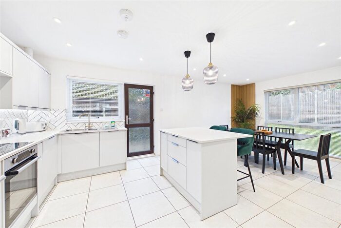 3 Bedroom Bungalow To Rent In Park Road, Farnborough, Hampshire, GU14