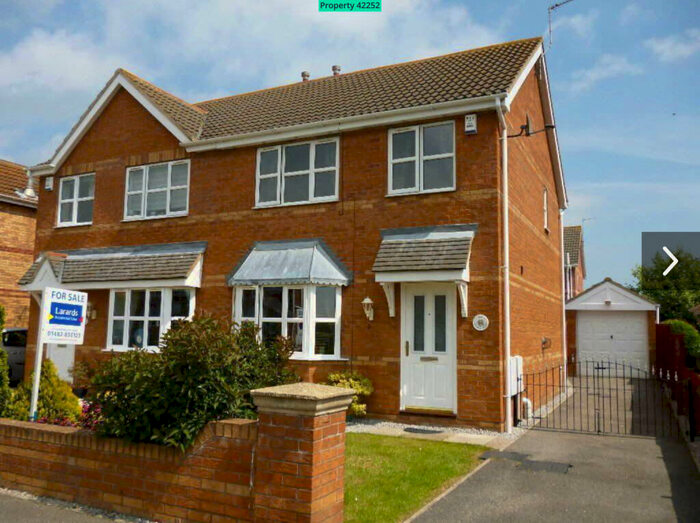 3 Bedroom Semi-Detached House To Rent In Cleeve Road, Hedon, Hull, HU12