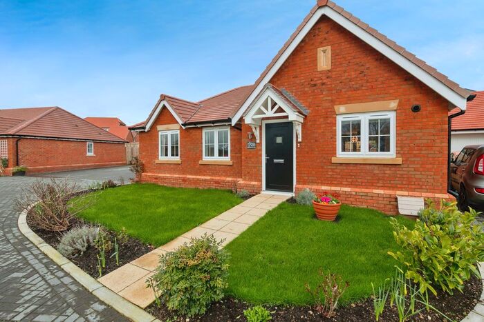 3 Bedroom Bungalow For Sale In Speedwell Lane, Horebeech Lane, Horam, Heathfield, TN21