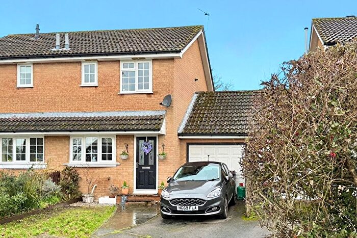 2 Bedroom Semi Detached House For Sale In The Kingfishers, Verwood, BH31