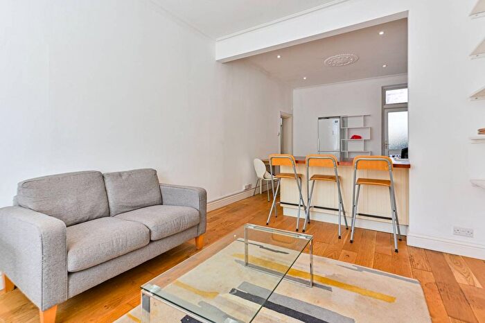 1 Bedroom Flat To Rent In Hammersmith, Hammersmith, London, W6