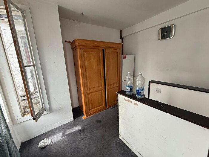 2 Bedroom Flat To Rent In Ilford, IG1