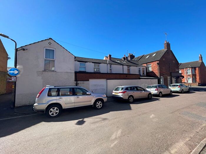 3 Bedroom End Of Terrace House For Sale In Amp; A Cambridge Street, Wolverton, Buckinghamshire, MK12