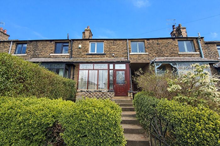 3 Bedroom Terraced House For Sale In Hirst Wood Road, Shipley, BD18