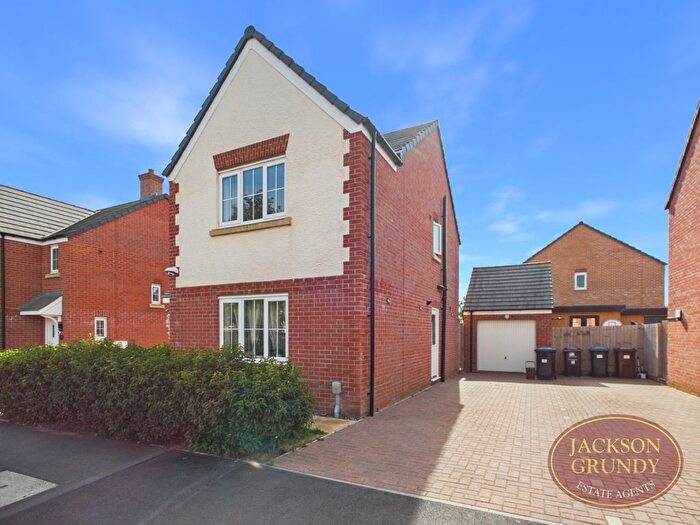 3 Bedroom Terraced House For Sale In Campus Drive, Northampton, NN2