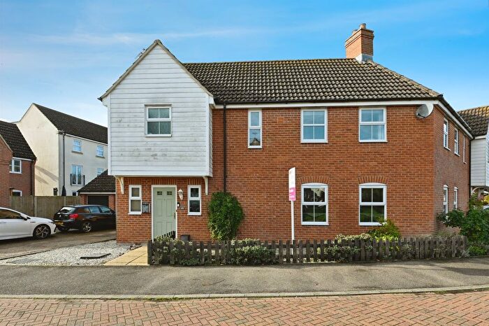 3 Bedroom Semi Detached House For Sale In John Davis Way, Watlington, King's Lynn, PE33