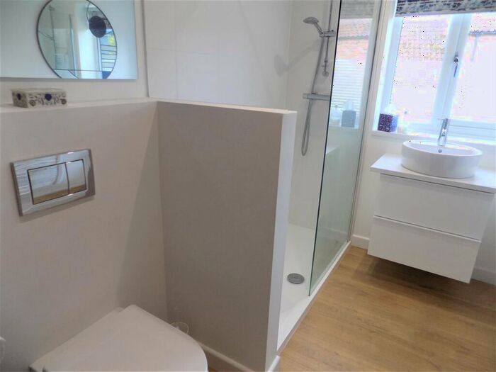 2 Bedroom Barn Conversion For Sale In Main Road, Hawksworth, Nottingham, NG13