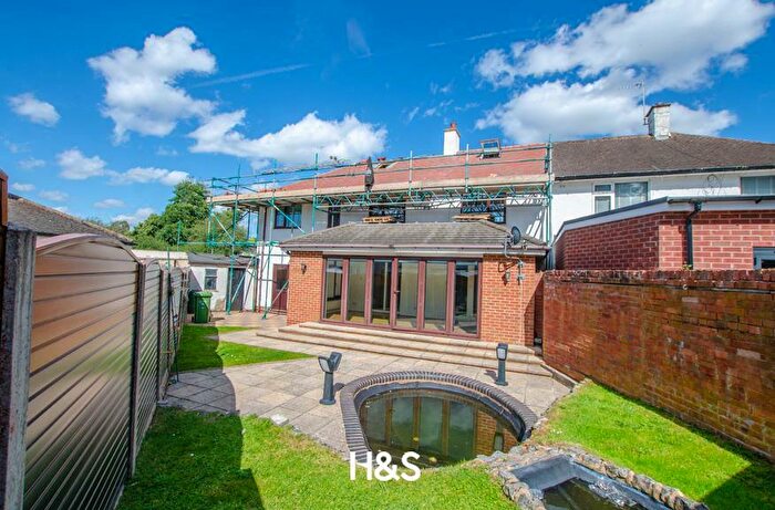 3 Bedroom House To Rent In Danbury Road, Shirley, Solihull, B90