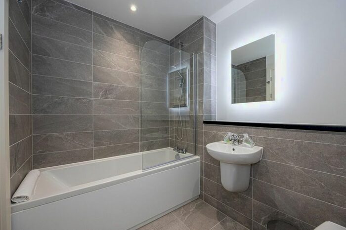 1 Bedroom Flat To Rent In Bevington Bush, Liverpool, L3