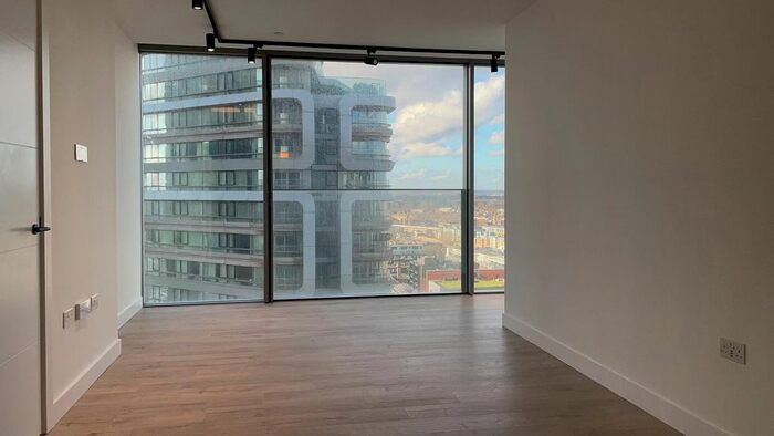 2 Bedroom Flat To Rent In Bollinder Place, London, EC1V