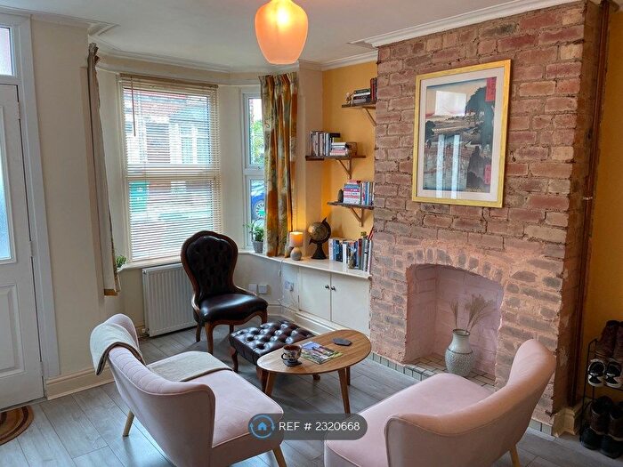 2 Bedroom Terraced House To Rent In Cecil Street, Nottingham, NG7