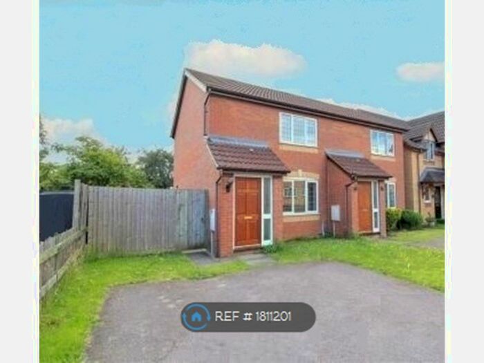 2 Bedroom Semi-Detached House To Rent In Skinner Avenue, Northampton, NN5