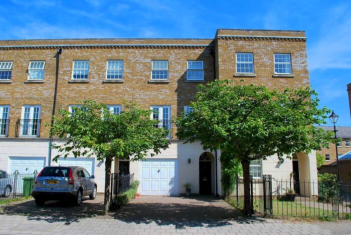 4 Bedroom Terraced House To Rent In Chadwick Place, Long Ditton, Surbiton KT6