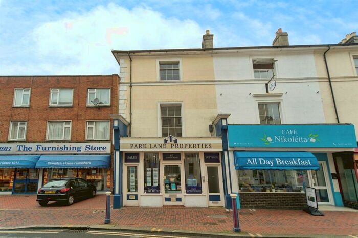 2 Bedroom Flat For Sale In Seaside Road, Eastbourne, BN21