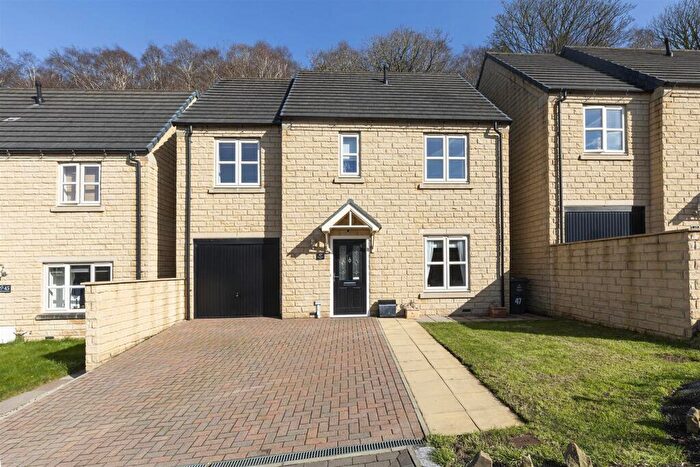 4 Bedroom Detached House For Sale In Black Rock Drive, Linthwaite, Huddersfield, HD7