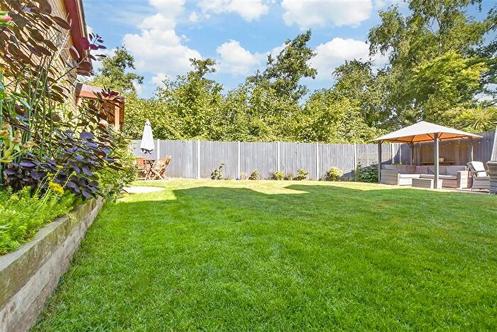 5 Bedroom Detached House For Sale In Primrose Drive, Kingsnorth, Ashford, Kent, TN23