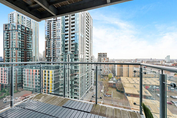 2 Bedroom Apartment For Sale In Phoenix Heights, Mastmaker Road, London, E14