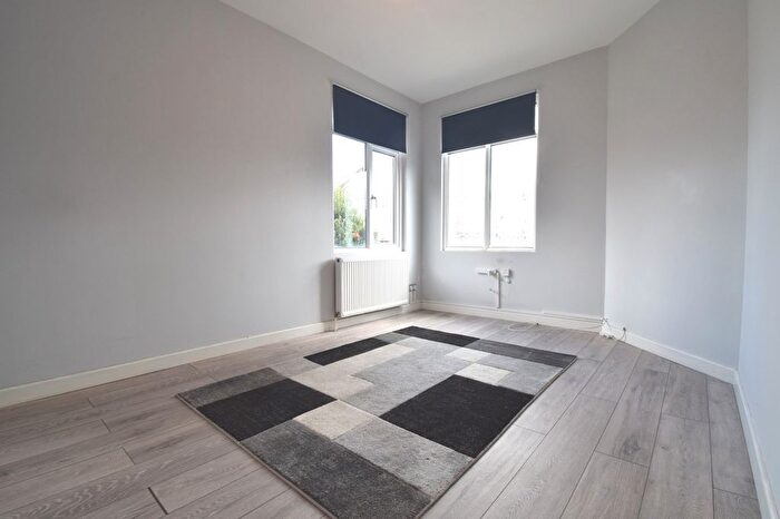 1 Bedroom Flat To Rent In Nelson Road, Leigh-On-Sea, SS9
